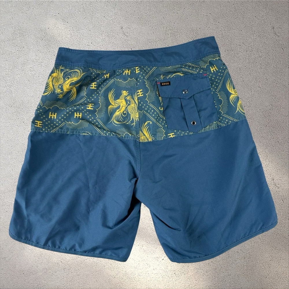 HOWLER BROTHERS Los Vaqueros Board Shorts Mens 34 Blue Paisley Western 8" - Picture 3 of 5